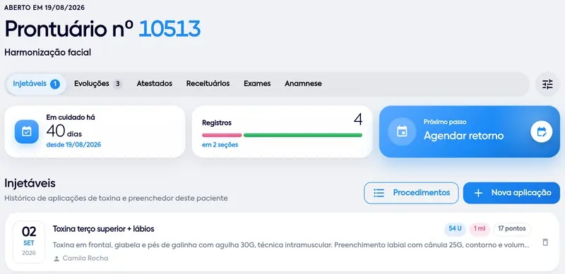 Prontuário de harmonização facial no WCare: a aba Injetáveis com a aplicação de 02/09, 54 U de toxina, 1 ml de preenchedor e 17 pontos